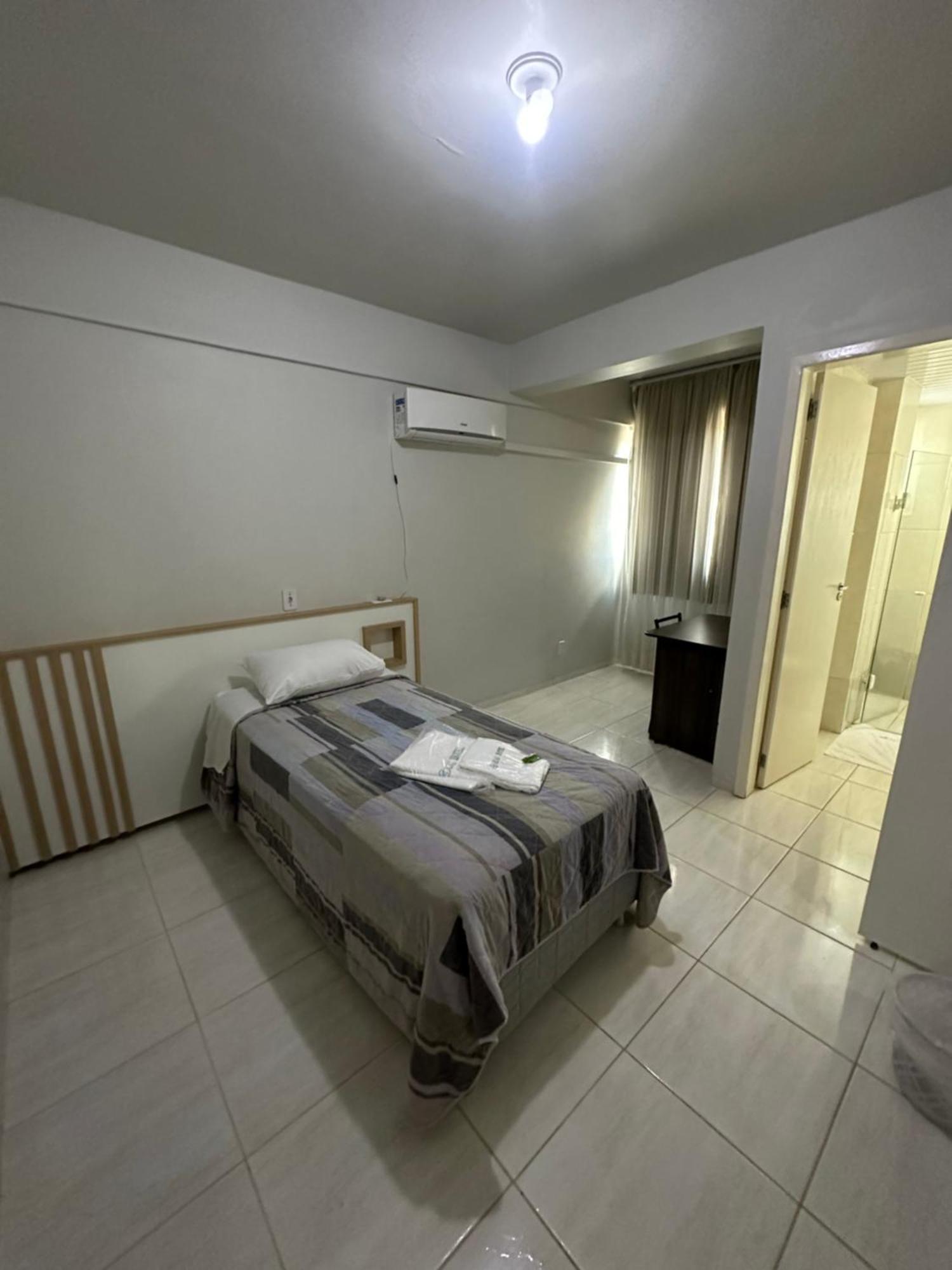 Rai Hotel - Proximo A Prefeitura Каскавел Екстериор снимка