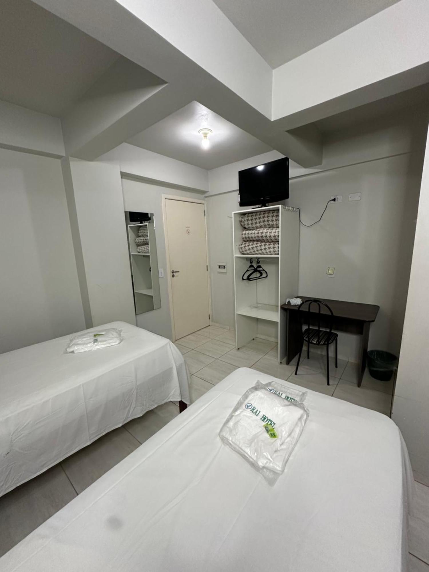 Rai Hotel - Proximo A Prefeitura Каскавел Екстериор снимка