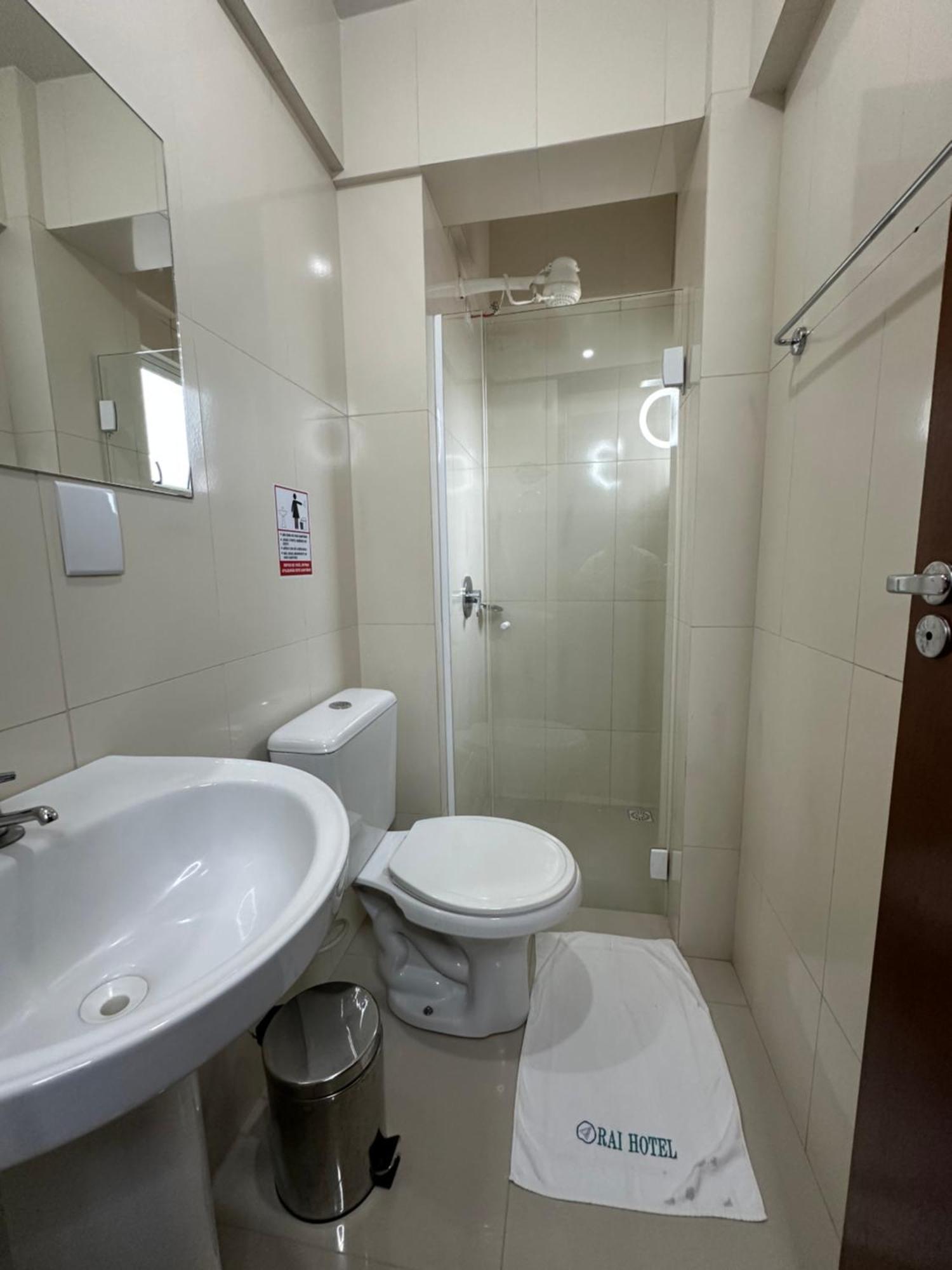 Rai Hotel - Proximo A Prefeitura Каскавел Екстериор снимка