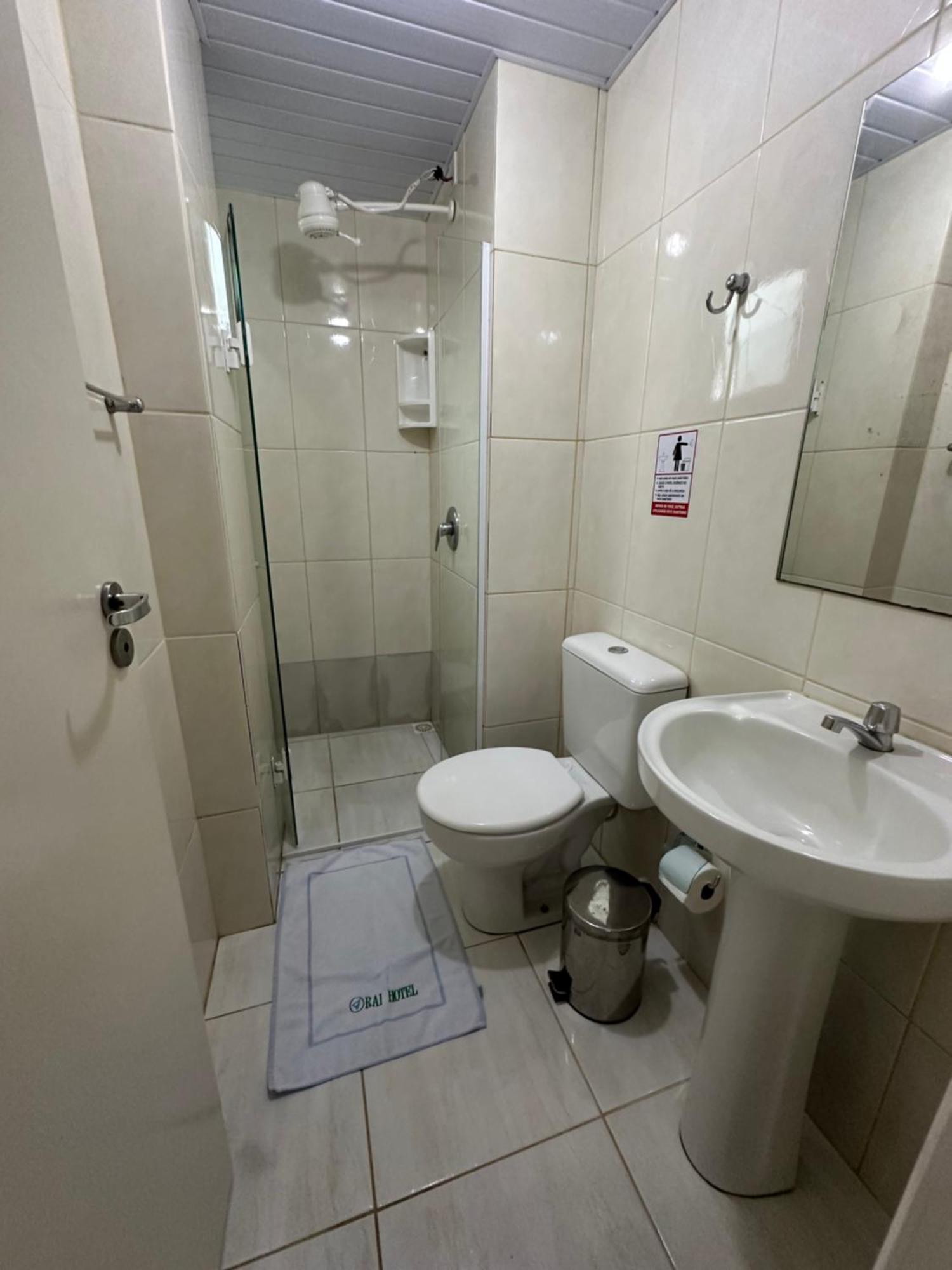 Rai Hotel - Proximo A Prefeitura Каскавел Екстериор снимка