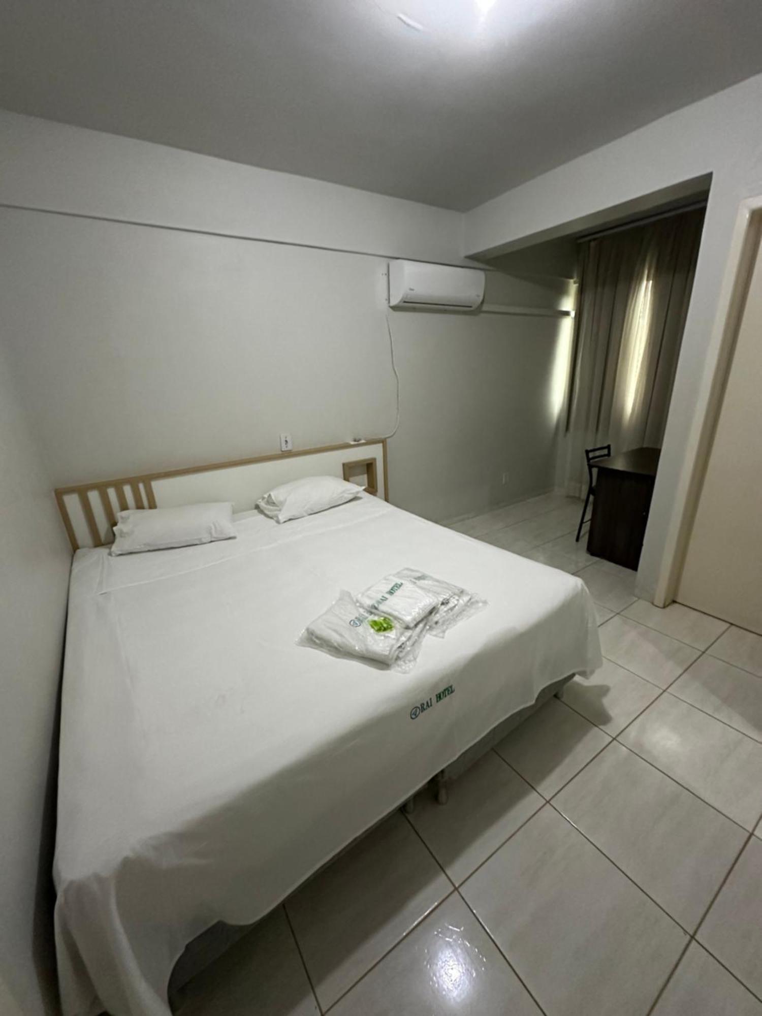 Rai Hotel - Proximo A Prefeitura Каскавел Екстериор снимка